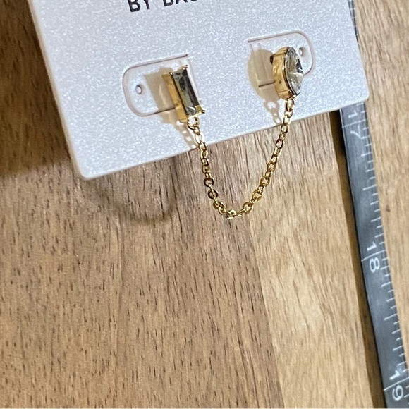 4/$20 BaubleBar Sugarfix Rhinestone Link Chain Earring Gold Tone - Picture 4 of 5